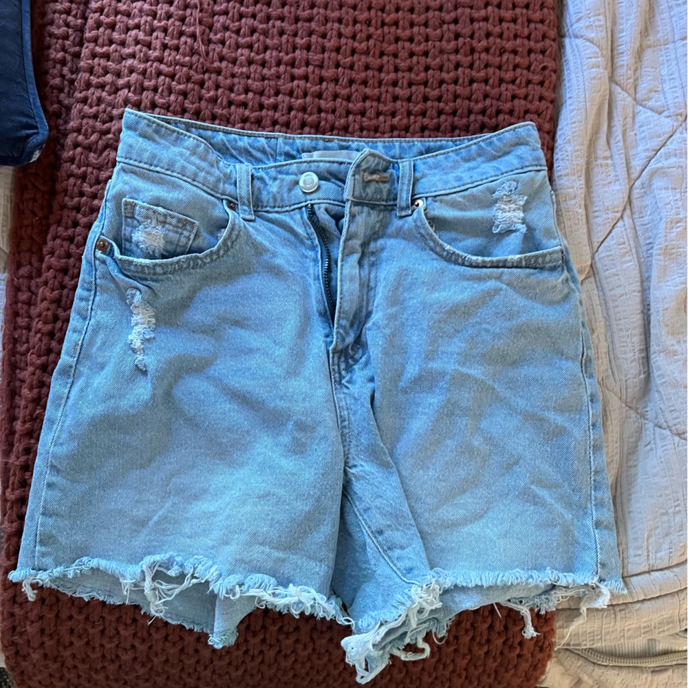 H&M boyfriend denim shorts